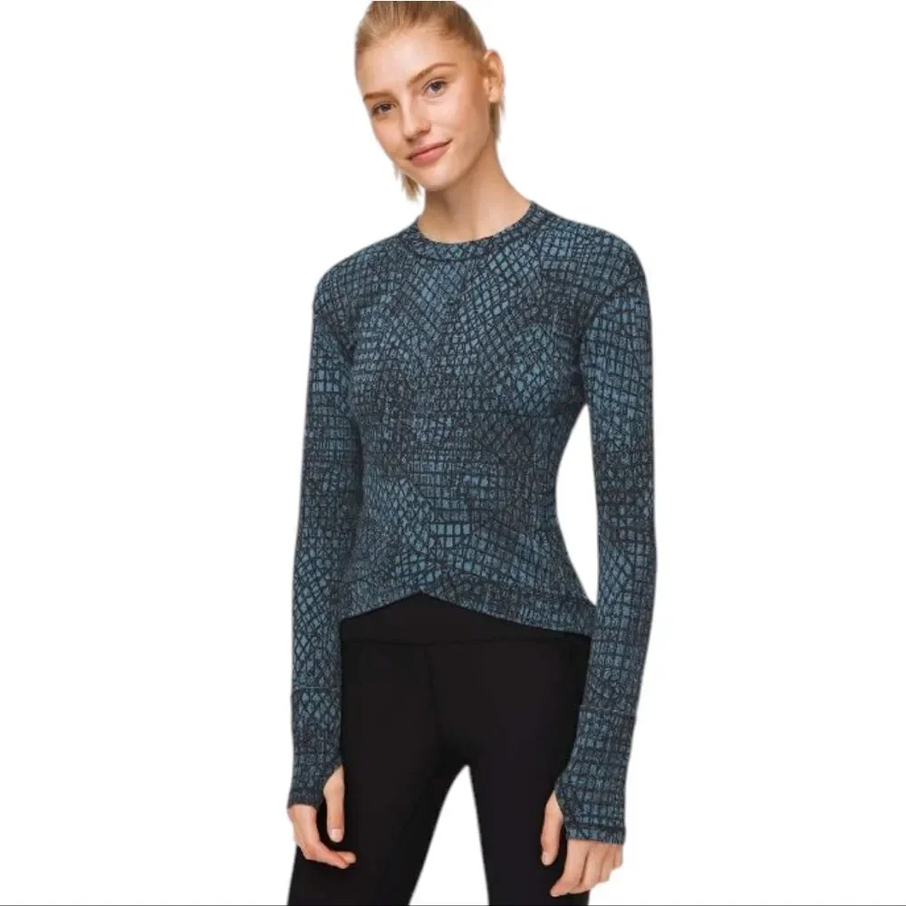 Lululemon Close To Crossing Long sleeve With Tulip Hem Tectonic Blue Jacquard S